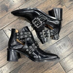 Steve Madden Black Buckle Cutout Heeled Boots Size 9